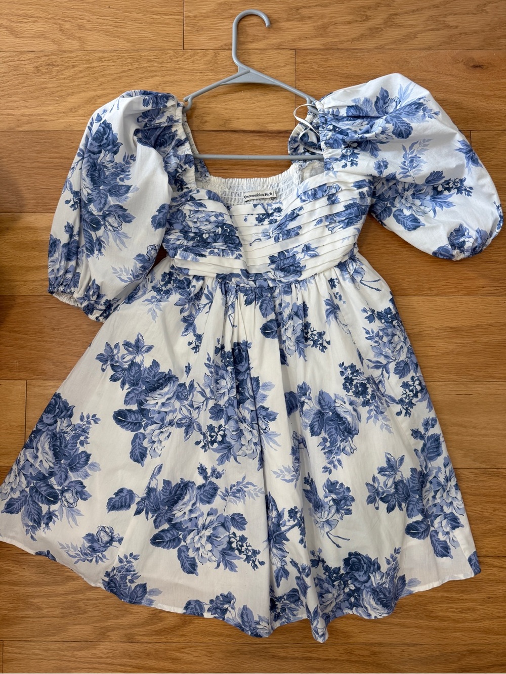 Abercrombie and Fitch XS Petite Emerson Poplin Puff Sleeve Dress